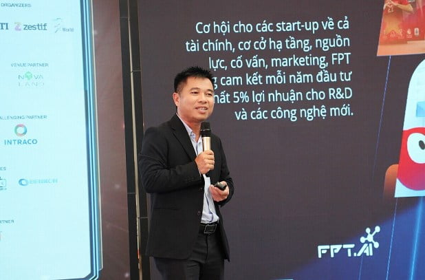 Phó tổng giám đốc FPT IS Đặng Trường Thạch là diễn giả khách mời tại Chuỗi sự kiện thường niên Open Innovation Day - TechTraverse 2023. Ảnh: Ánh Tuyết